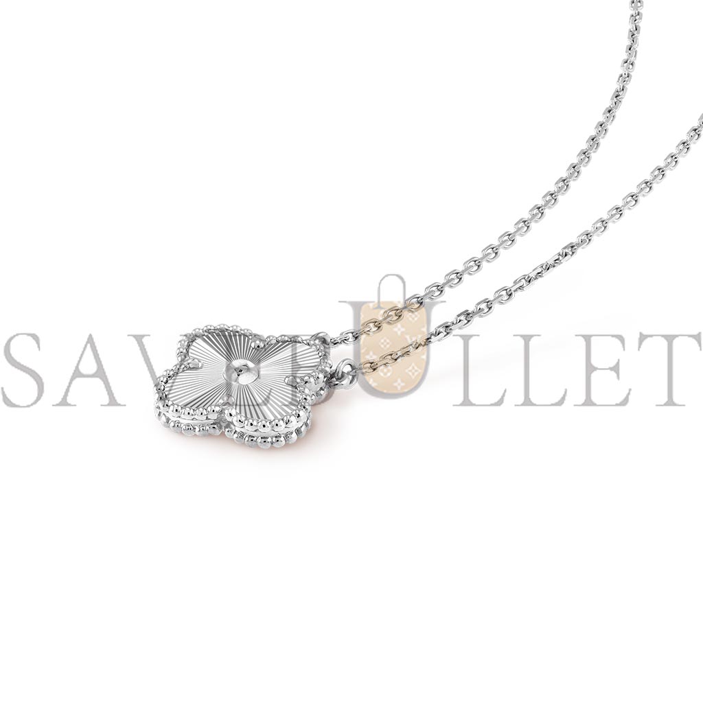 VAN CLEEF ARPELS VINTAGE ALHAMBRA PENDANT 18K WHITE GOLD VCARP9XG00 VAN CLEEF ARPELS VINTAGE ALHAMBRA PENDANT 18K WHITE GOLD VCARP9XG00